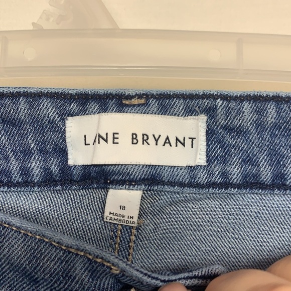 Lane Bryant Distressed Cutoff Jean Shorts - Picture 6 of 7
